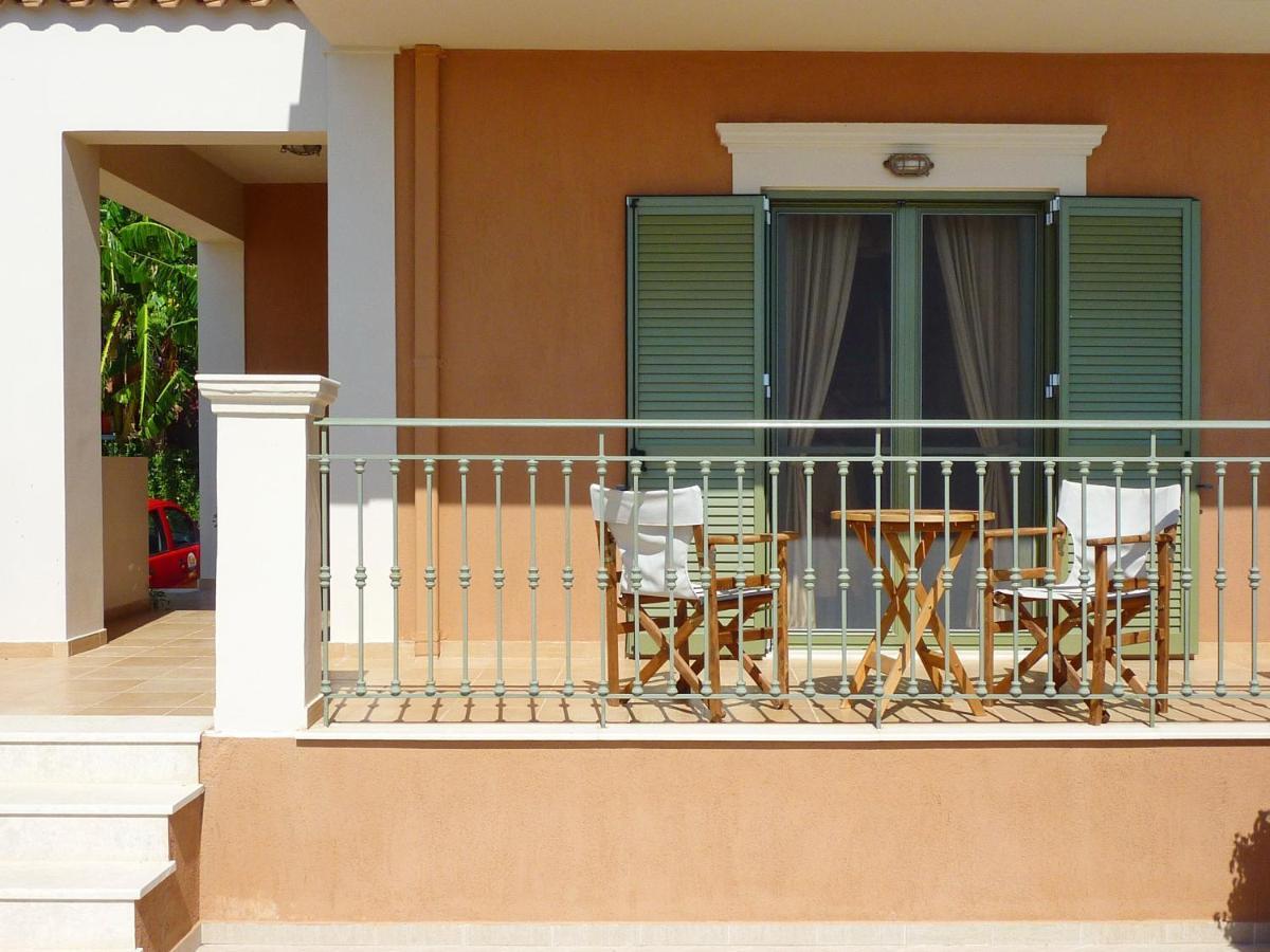 Villa Marianna Lourdata  Buitenkant foto