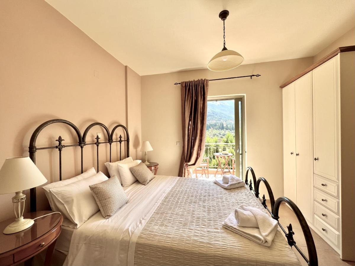 Villa Marianna Lourdata  Buitenkant foto