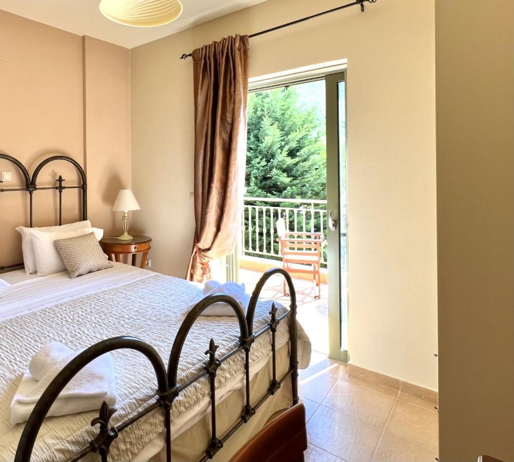 Villa Marianna Lourdata  Buitenkant foto